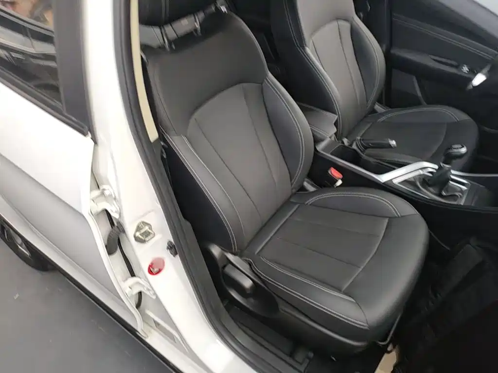 Geely Vision X3 — миниатюра 25