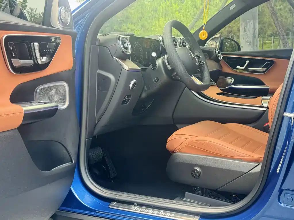 Mercedes-Benz GLC — миниатюра 8