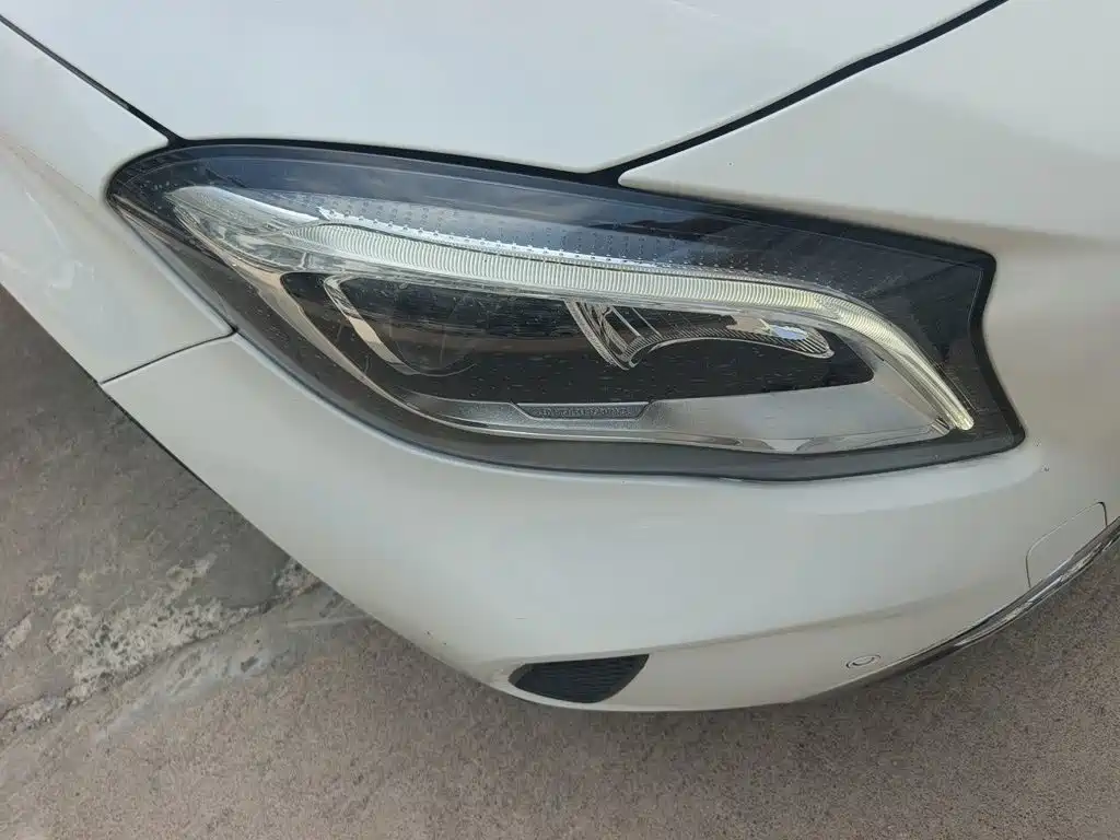 Mercedes-Benz GLA — миниатюра 7