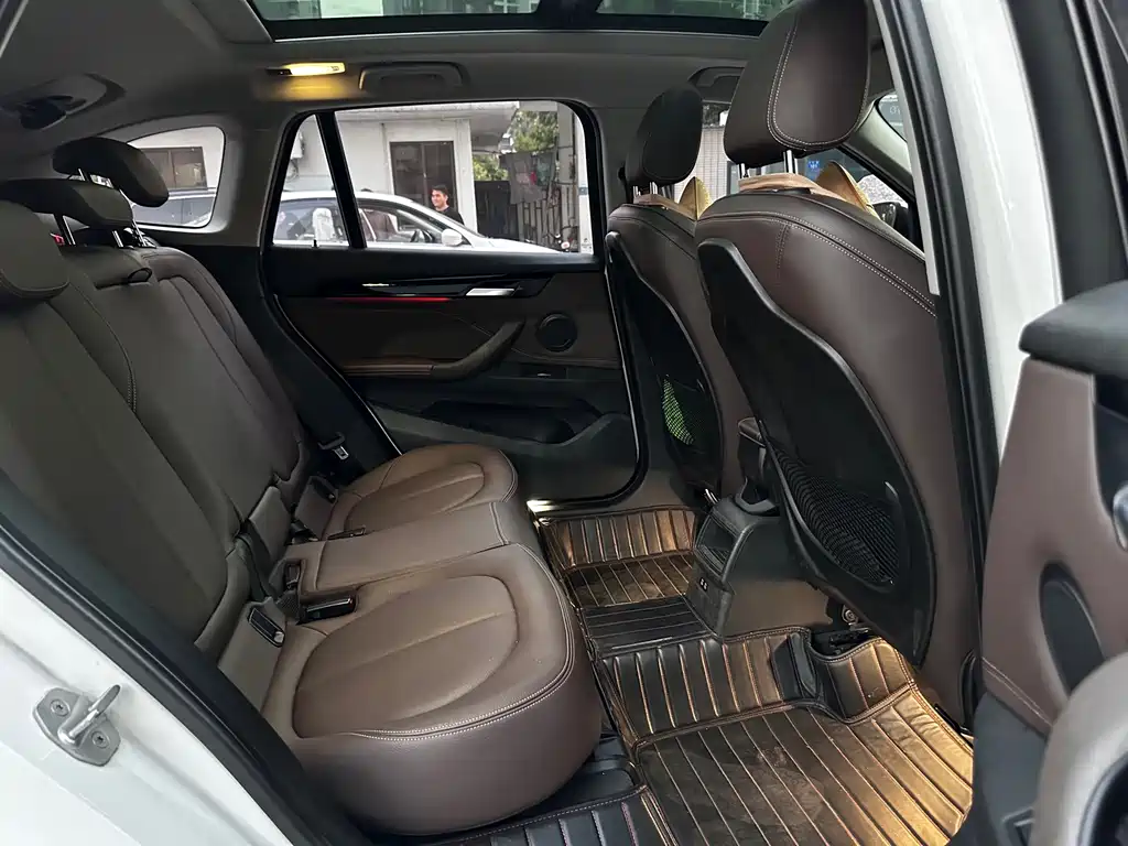 BMW X1 — миниатюра 26