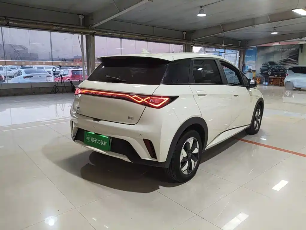 BYD Dolphin — миниатюра 7