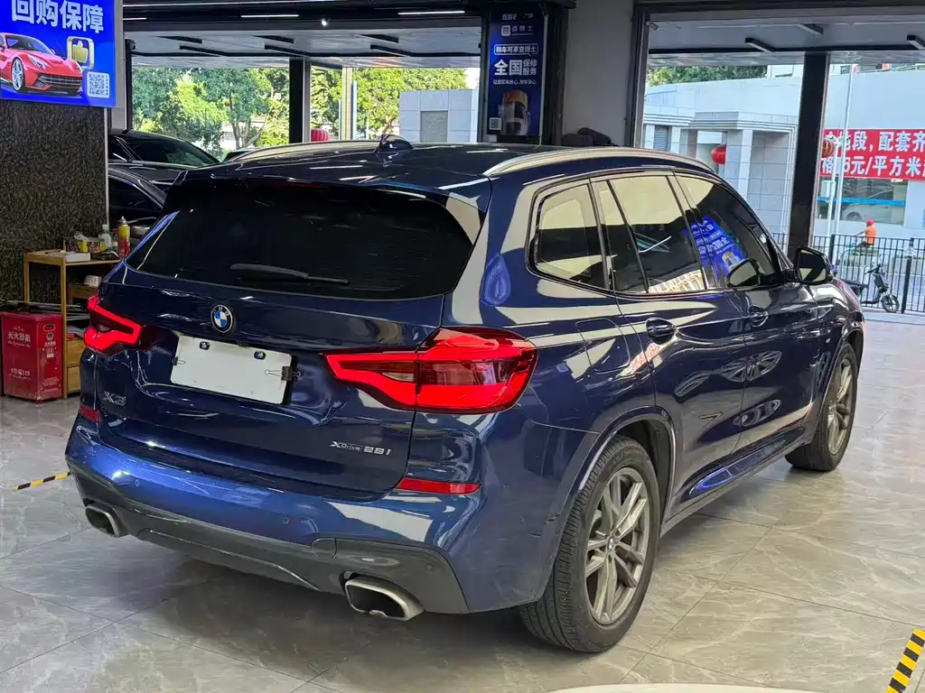 BMW X3 — миниатюра 13
