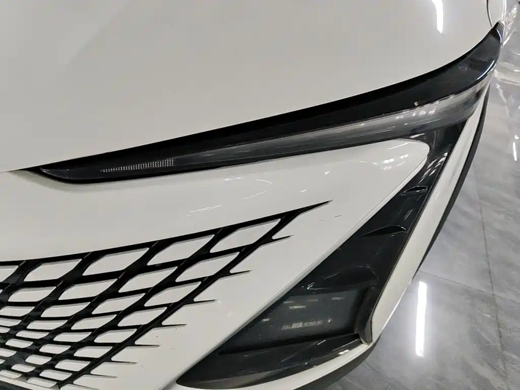 Changan UNI-T — миниатюра 24