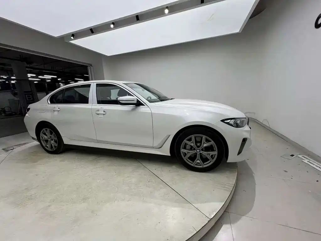 BMW i3 — миниатюра 30