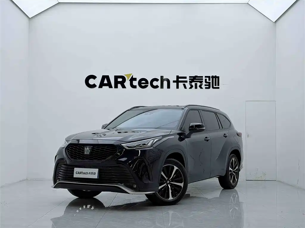 Купить Toyota Crown Kluger