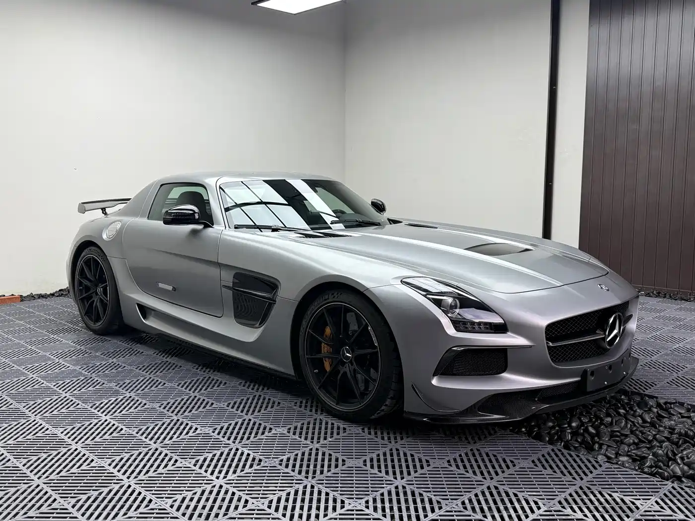 Mercedes-Benz SLS-Class AMG