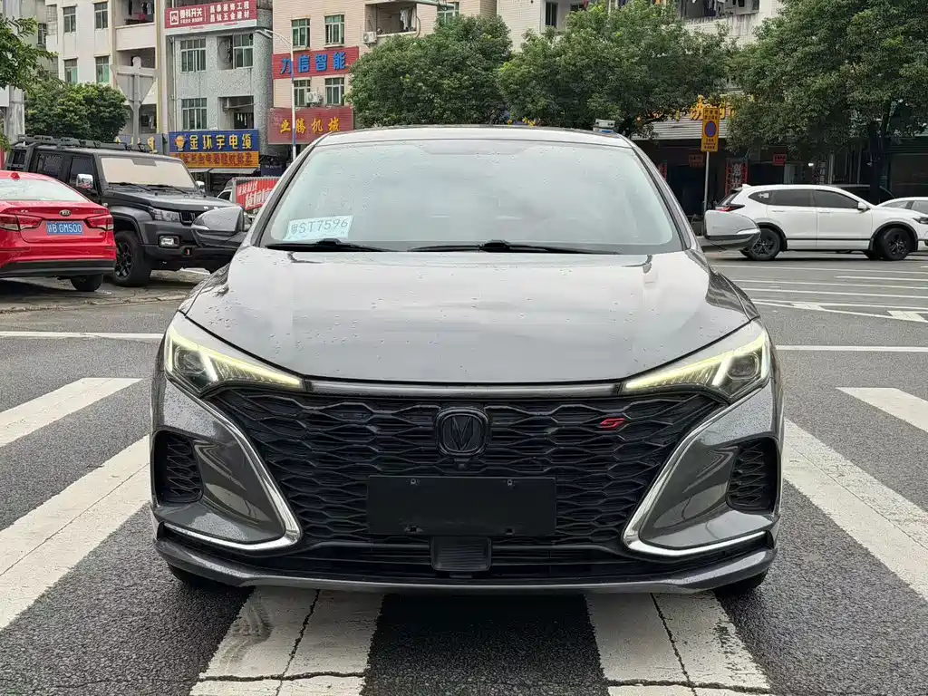 Changan Eado — миниатюра 2