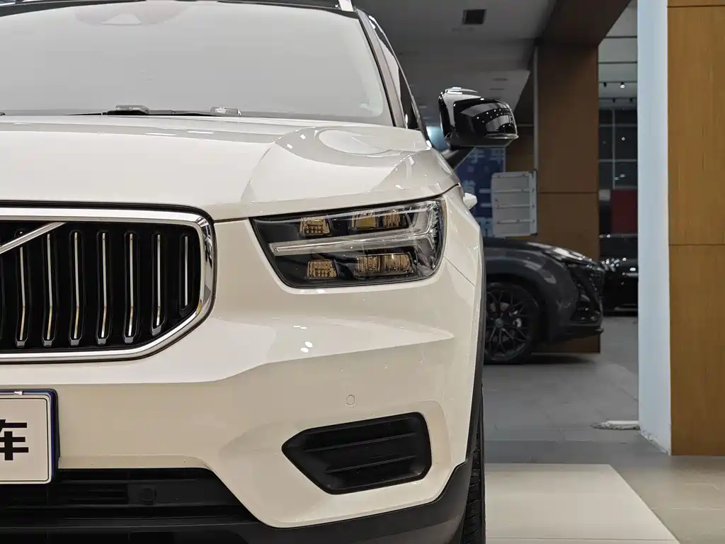 Volvo XC40 2020 T3 Luxury