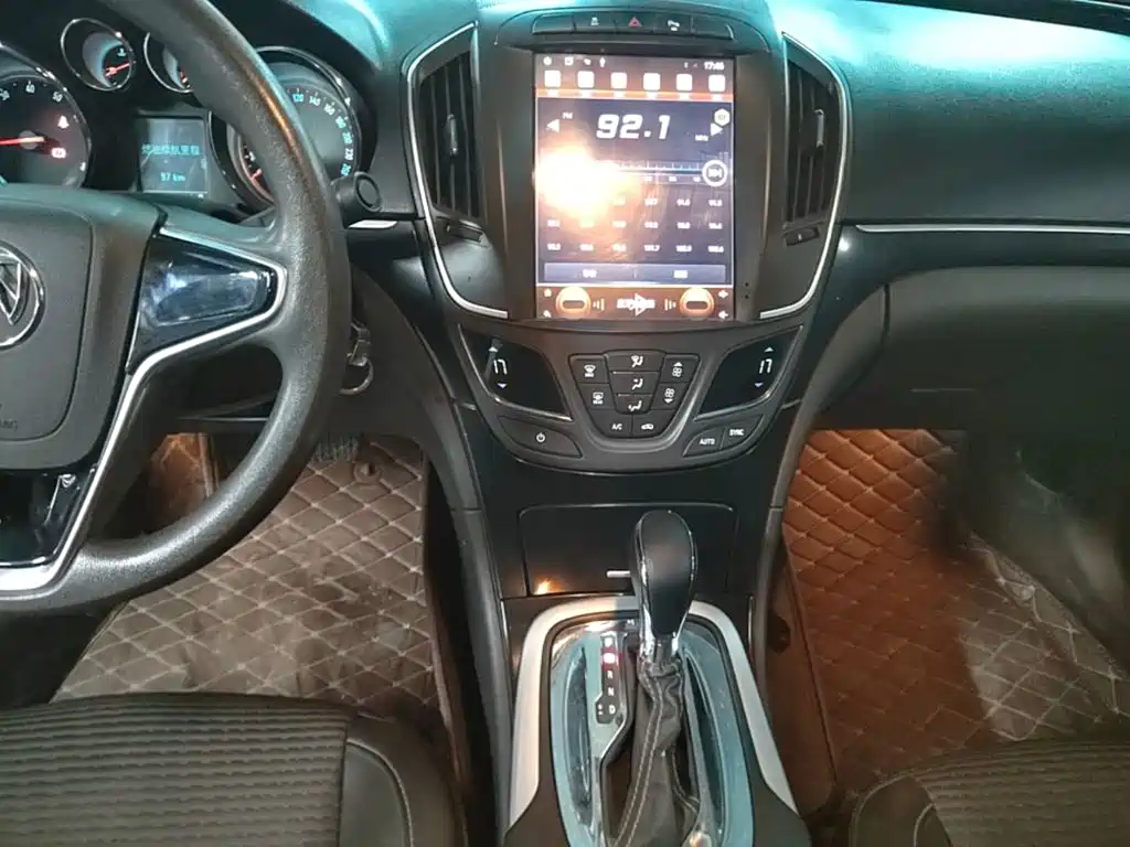 Buick Regal — миниатюра 13