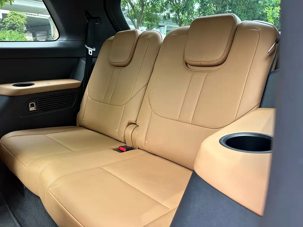 Li Auto Li ONE — миниатюра 13