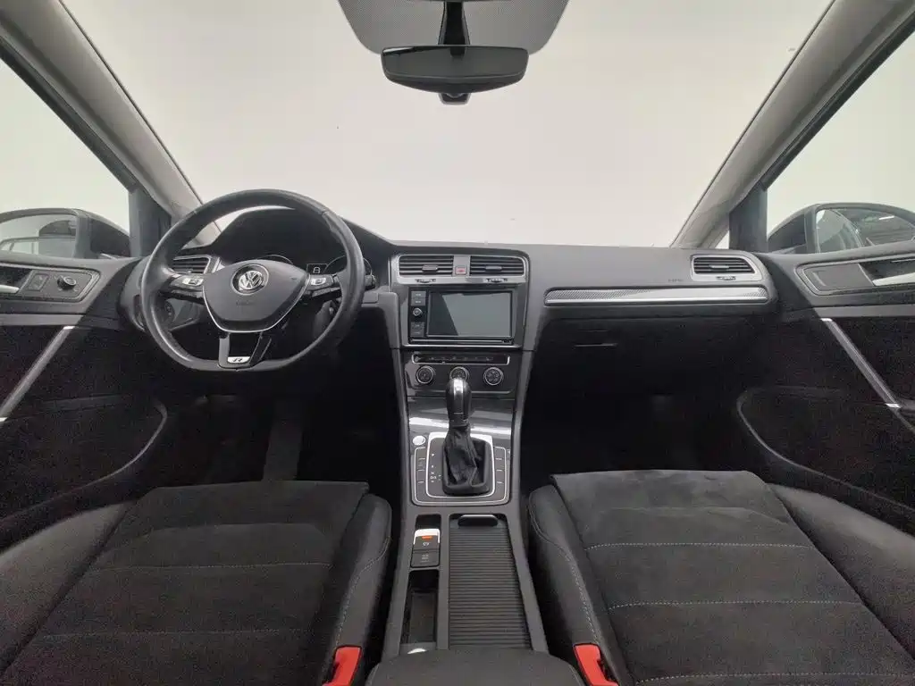 Volkswagen Golf — миниатюра 5