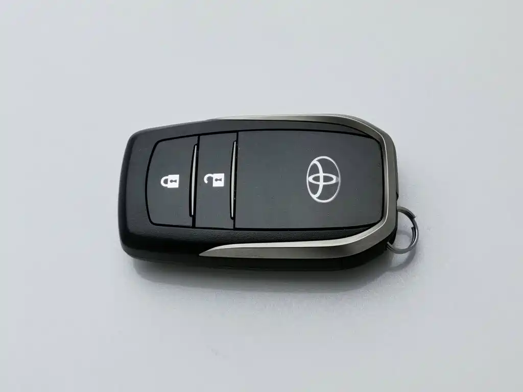 Toyota RAV4 — миниатюра 19