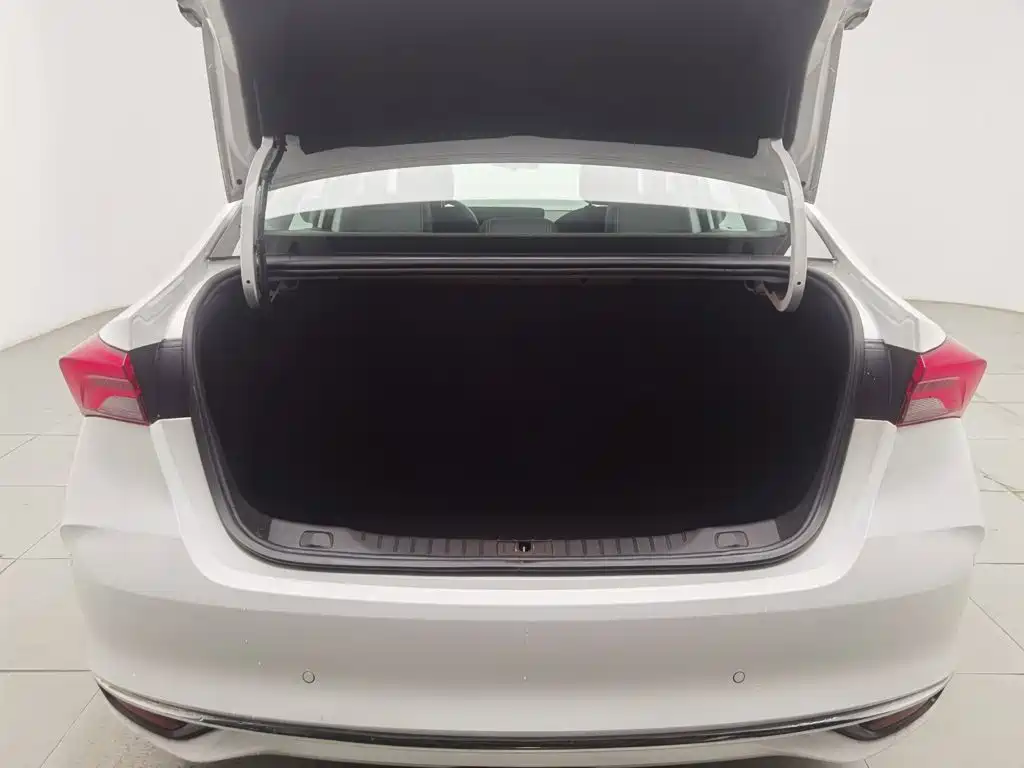 Buick Verano — миниатюра 16