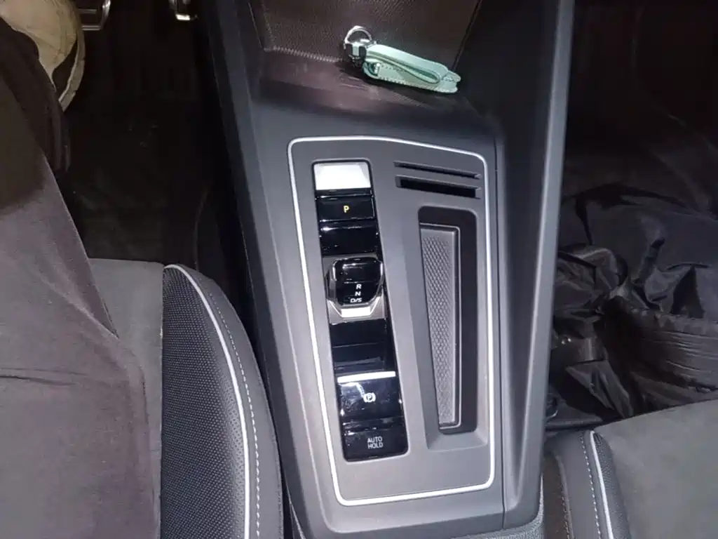 Volkswagen Golf — миниатюра 14