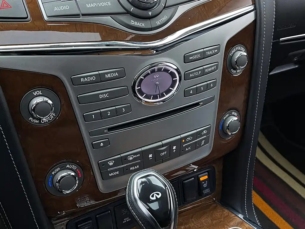 Infiniti QX80 — миниатюра 5