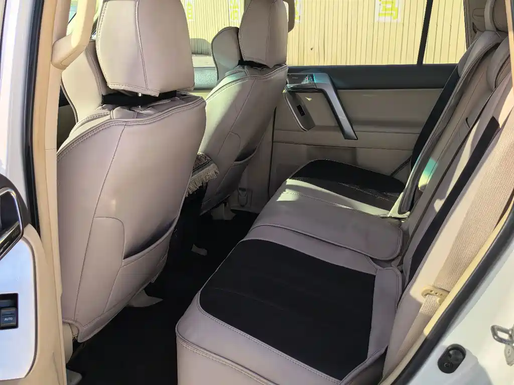 Toyota Prado (Import) — миниатюра 6