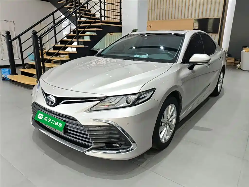 Купить Toyota Camry