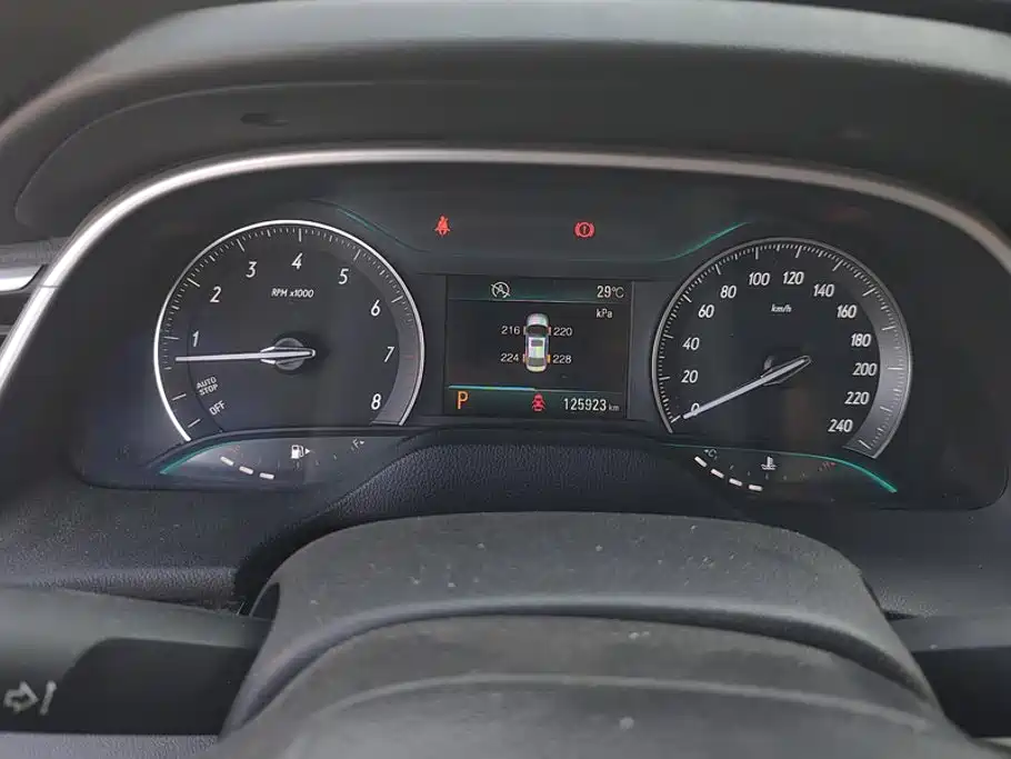 Buick Excelle — миниатюра 14