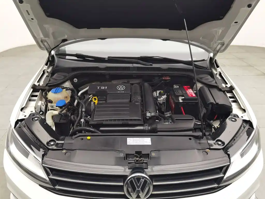 Volkswagen Sagitar — миниатюра 6