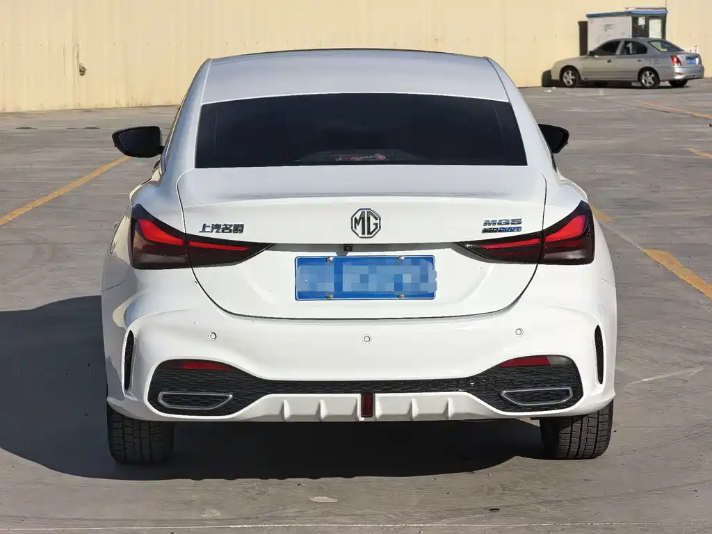 MG MG5 — миниатюра 8