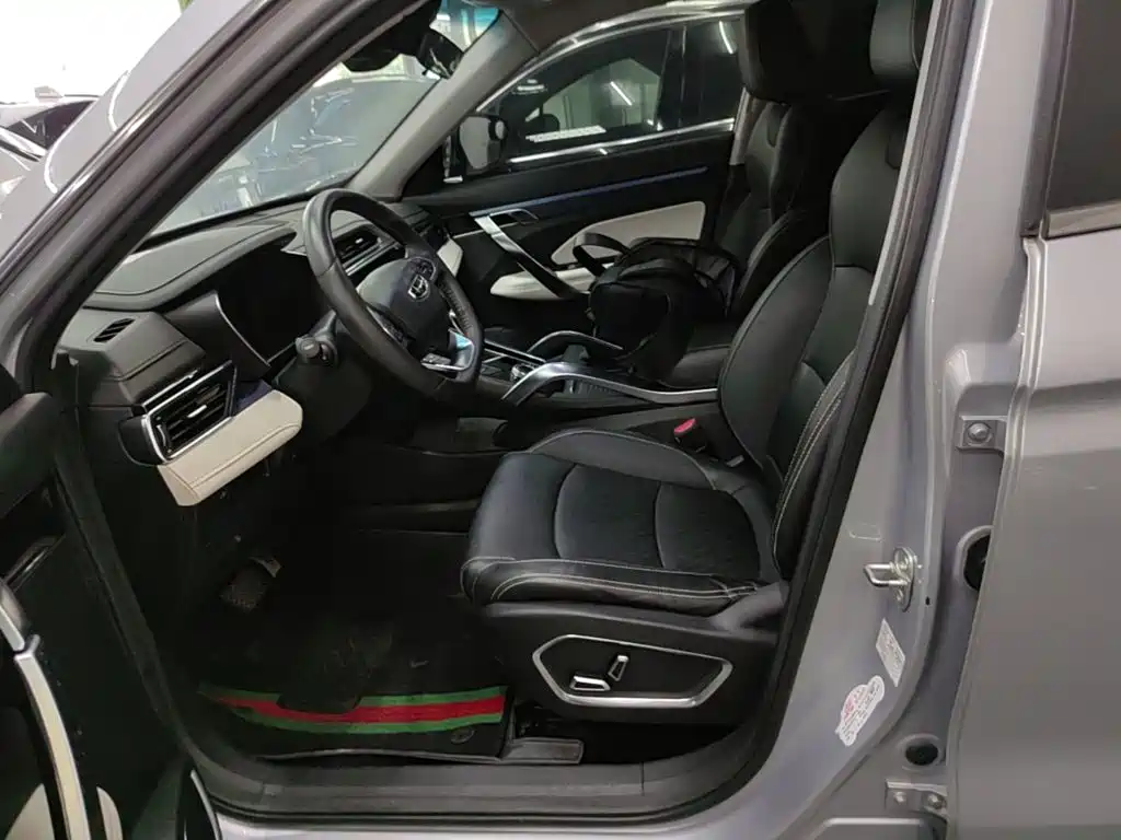Geely Boyue — миниатюра 15