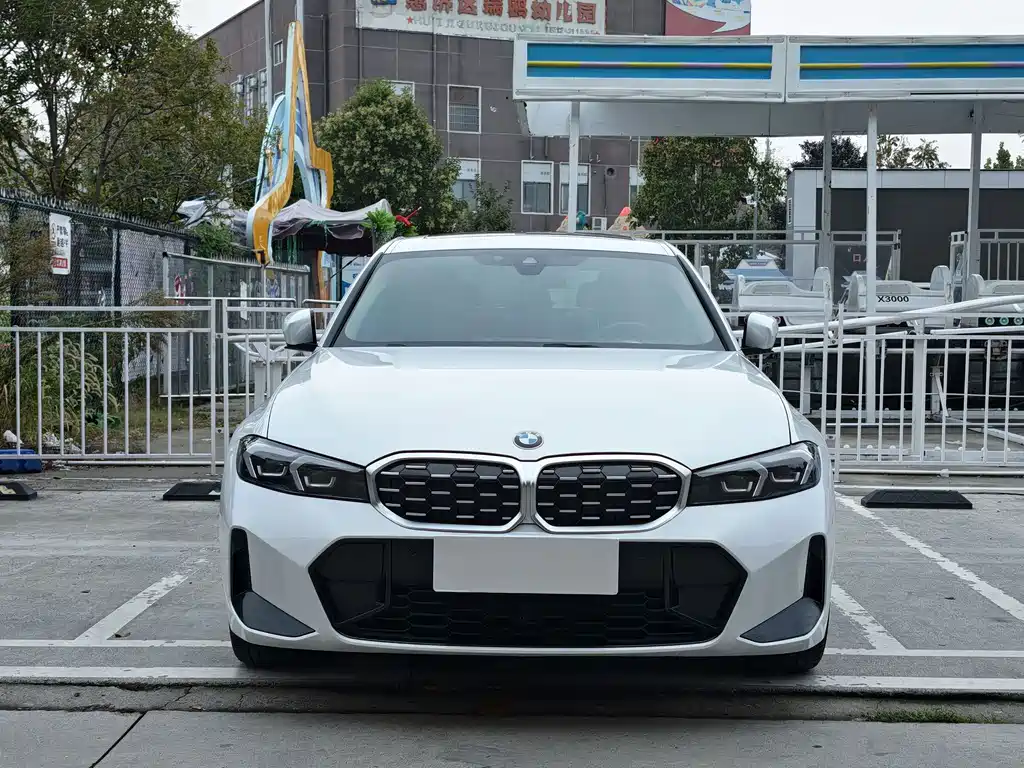 BMW 3 Series — миниатюра 2