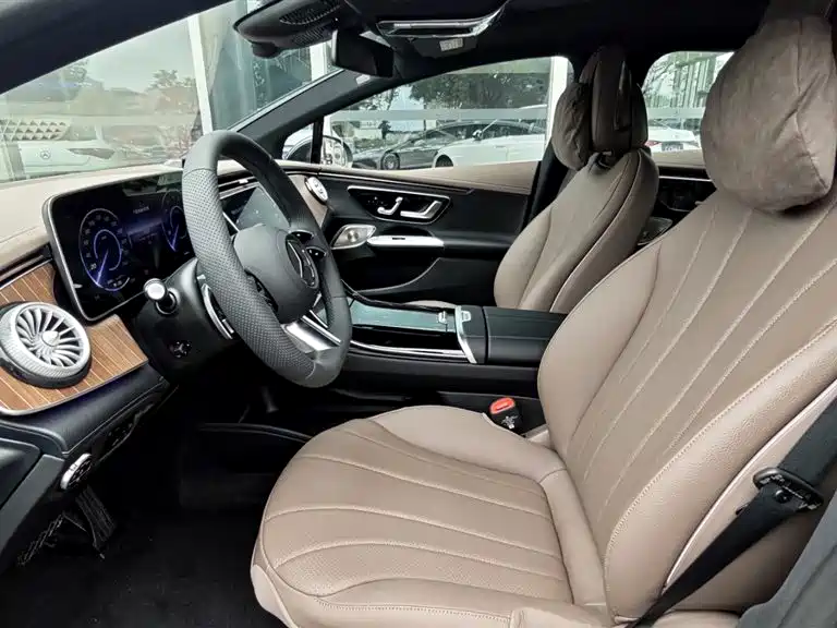 Mercedes-Benz EQE 2025 500 4MATIC