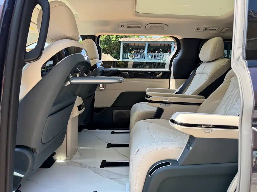 BYD Xia — миниатюра 8