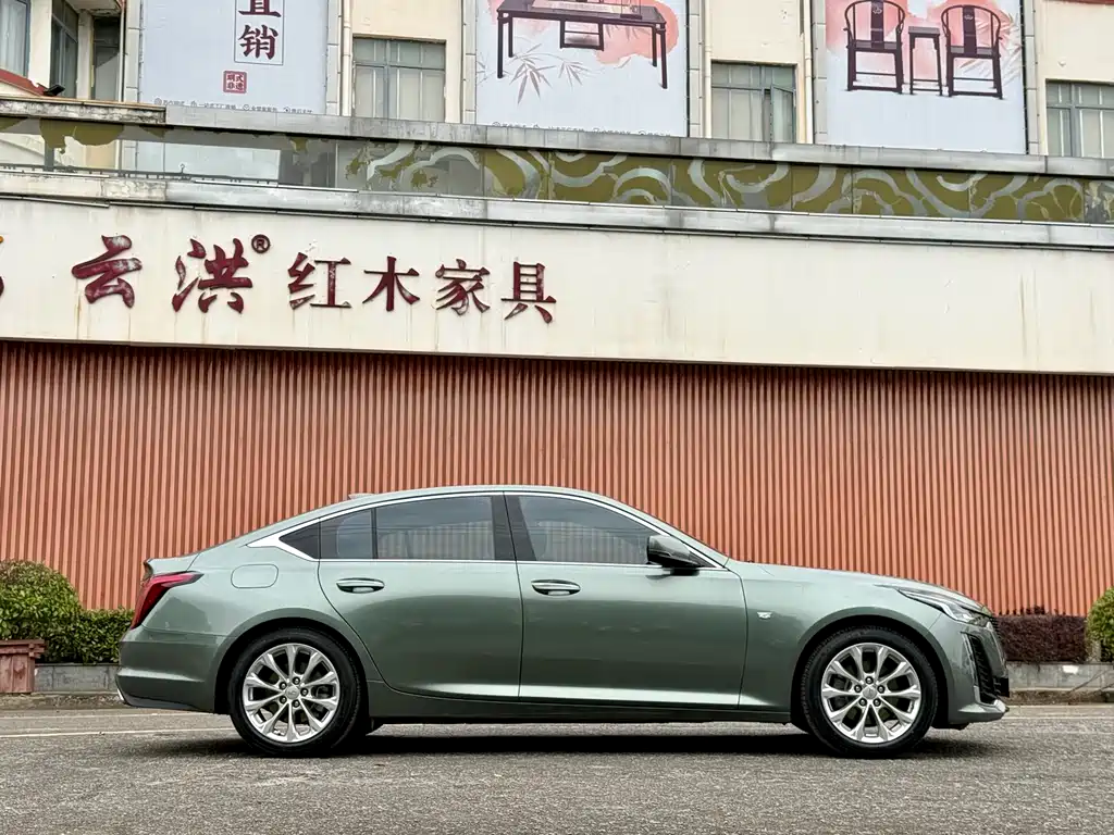 Cadillac CT5 2023 28T Luxury ( Standard )