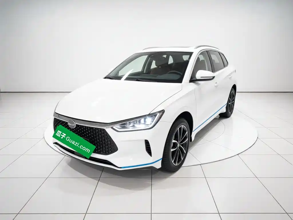BYD e2