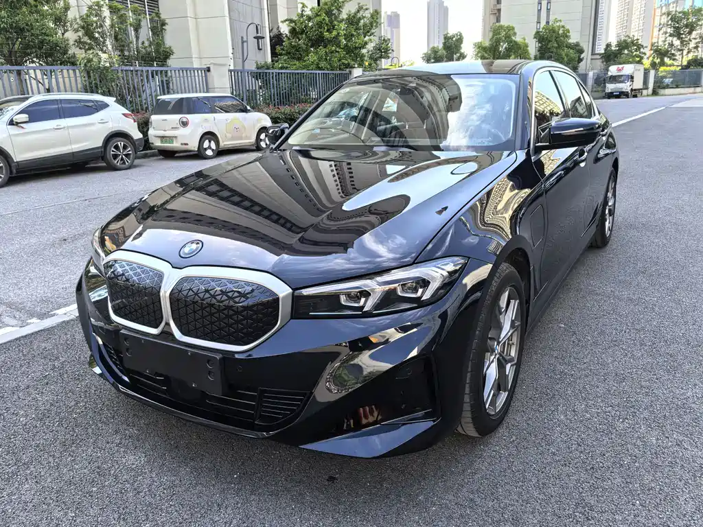 BMW i3 2025