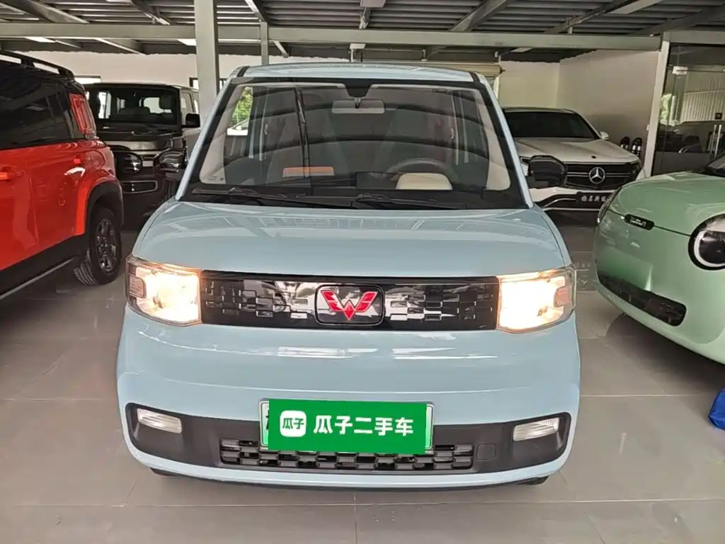 Wuling MINIEV — миниатюра 3