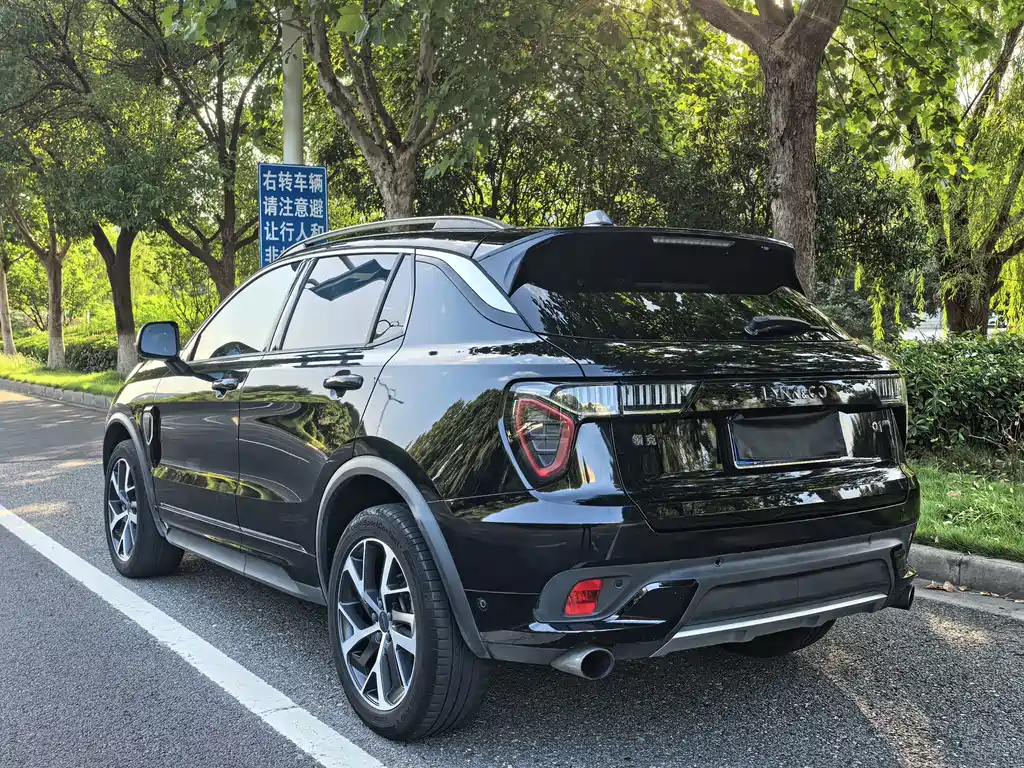 Lynk & Co 01 — миниатюра 6