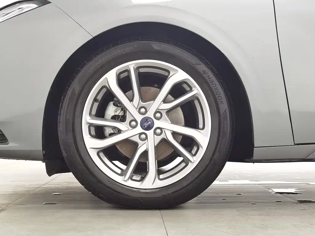 Ford Mondeo — миниатюра 17