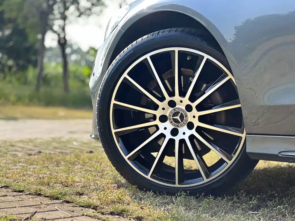 Mercedes-Benz C-Class — миниатюра 6