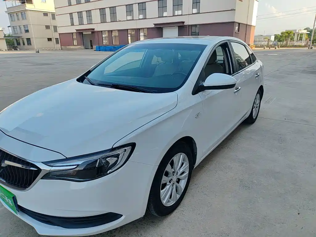 Buick Excelle — миниатюра 2