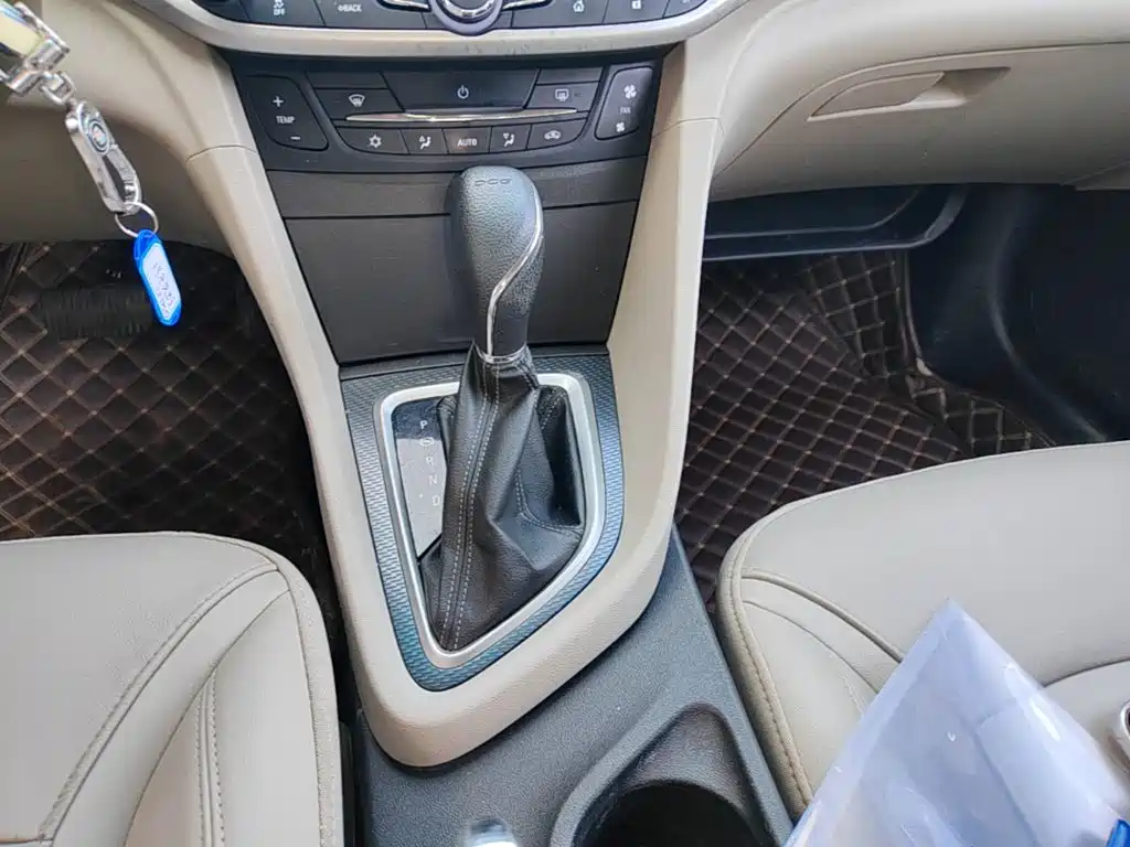 Buick Excelle — миниатюра 14