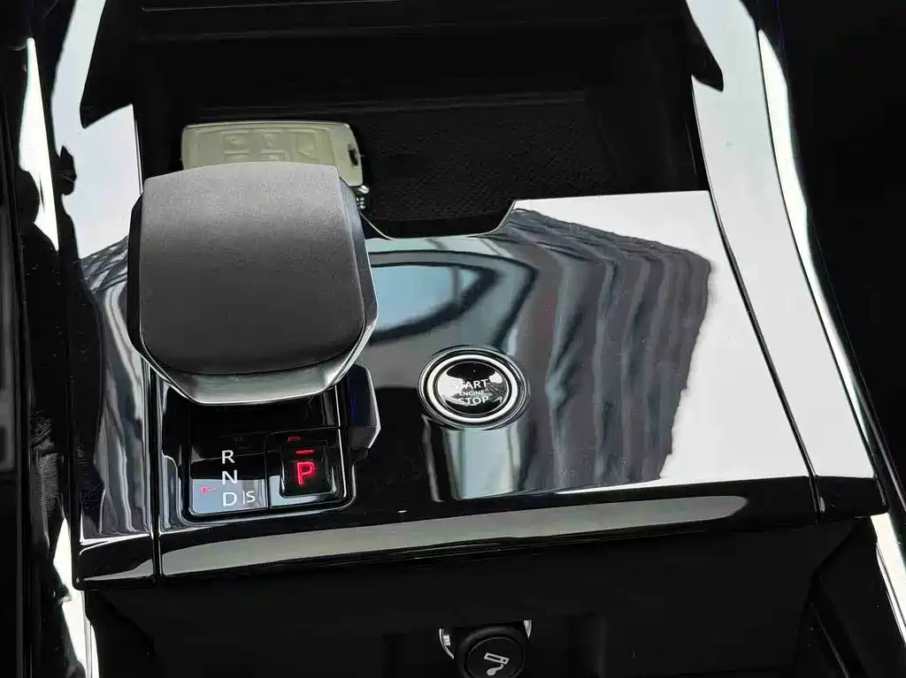 Land Rover Sport — миниатюра 5