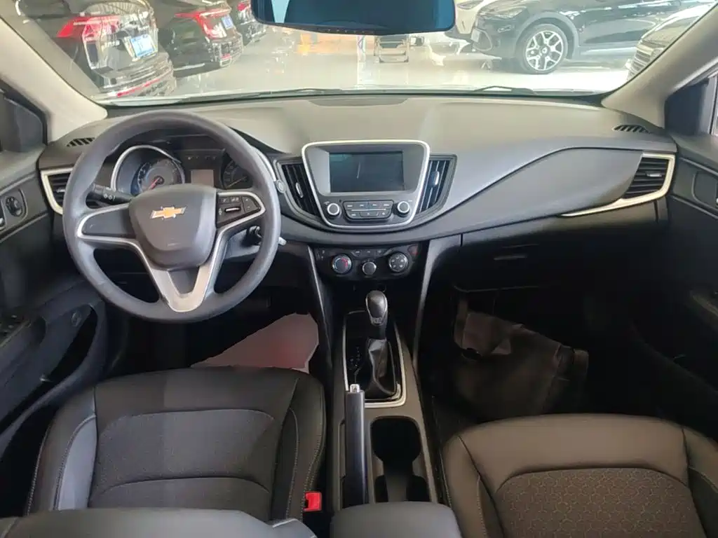 Chevrolet Cavalier — миниатюра 10