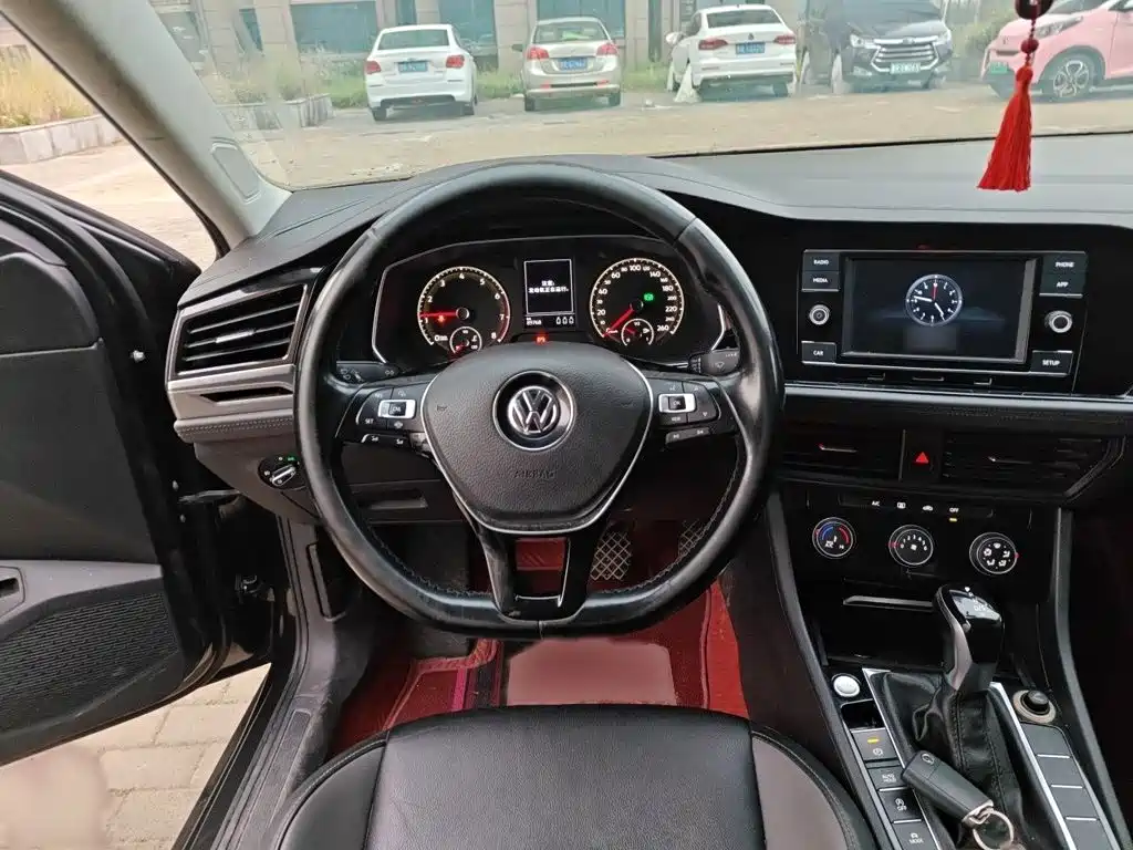 Volkswagen Sagitar — миниатюра 3