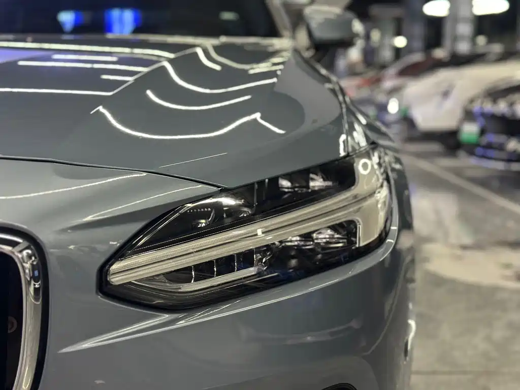 Volvo S90 — миниатюра 5