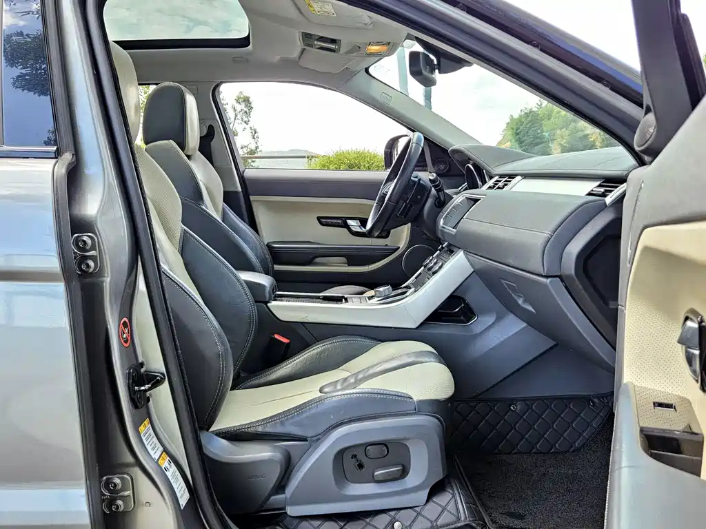 Land Rover Evoque (Import) — миниатюра 6