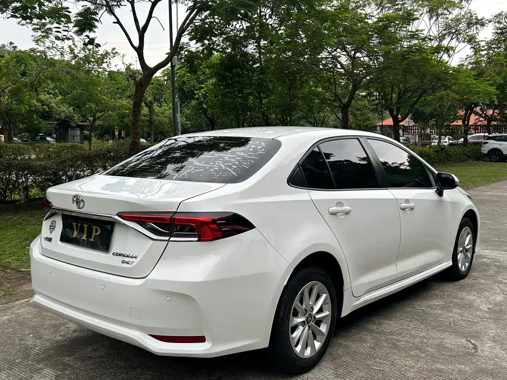 Toyota Corolla — миниатюра 9