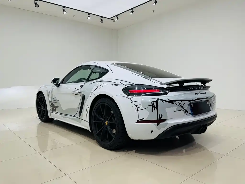 Porsche 718 2018 Cayman 2.0T