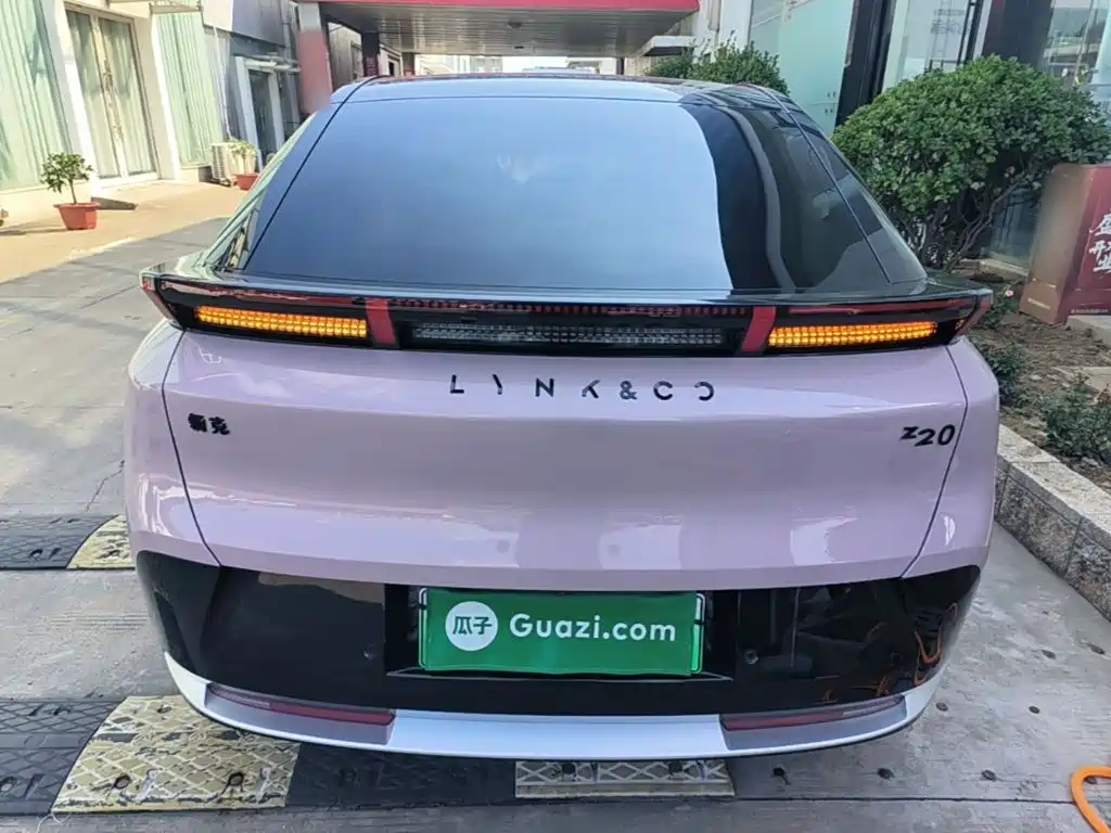 Lynk & Co Z20 — миниатюра 6
