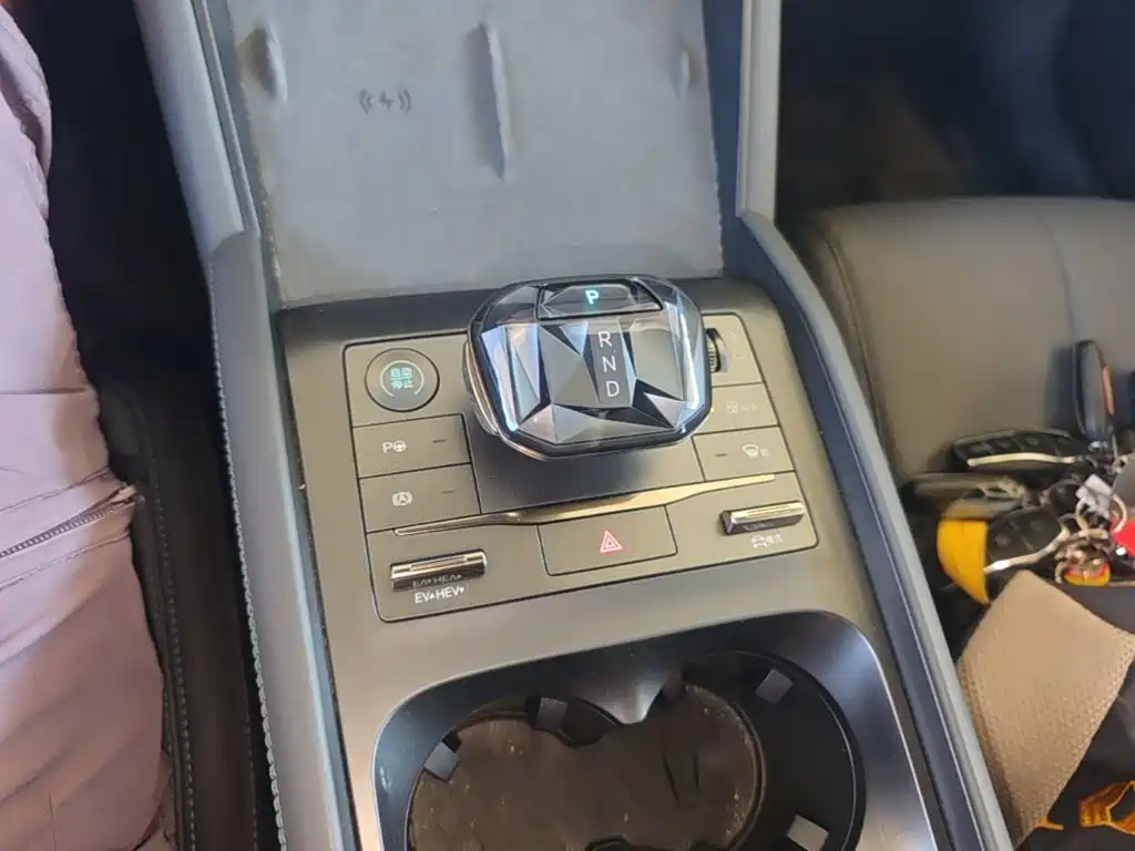 BYD Qin L — миниатюра 14