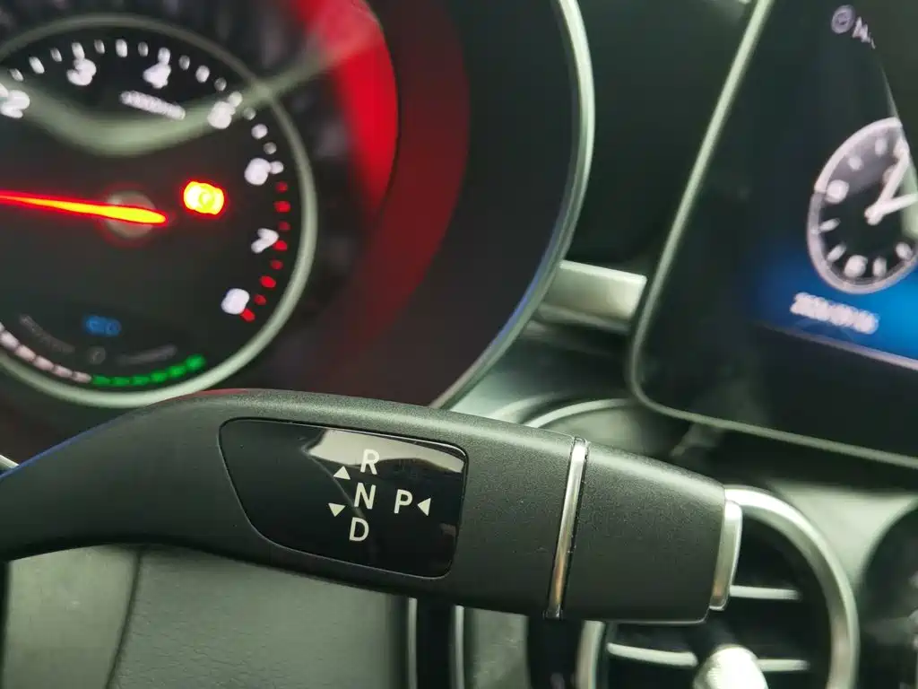 Mercedes-Benz C-Class — миниатюра 13