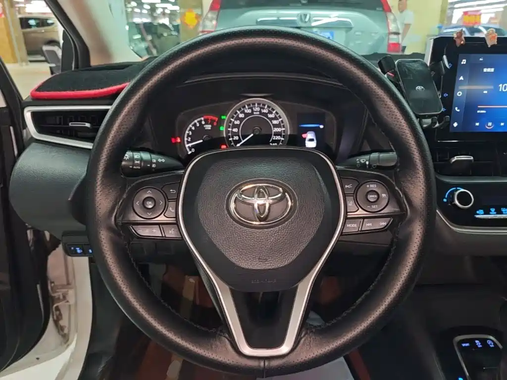 Toyota Corolla — миниатюра 11