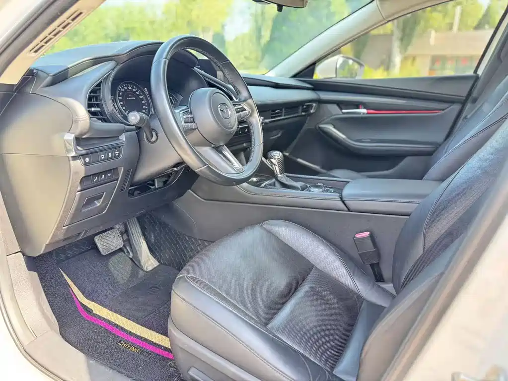 Mazda 3 Axela — миниатюра 6