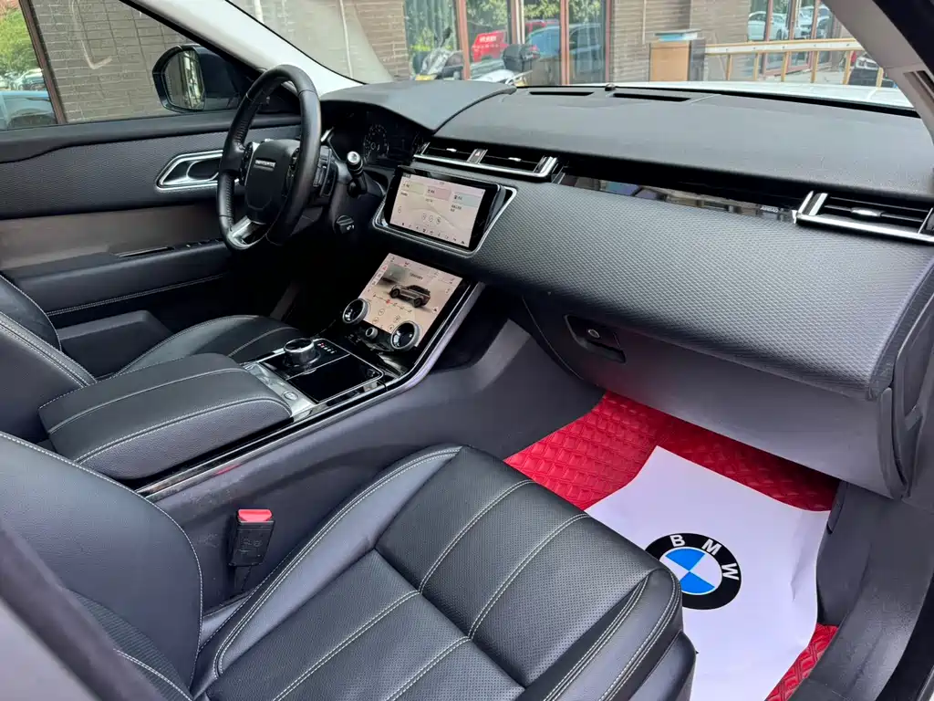 Land Rover Velar — миниатюра 10
